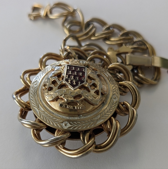 VTG GOLD TONE LARGE EUROPEAN CHARM BRACELET - Picture 6 of 13